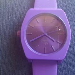 アディダス腕時計の画像