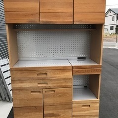 UnicoのHUTTE(ヒュッテ)キッチンボード UNICO ウニコ 食器棚 HUTTE ヒュッテ