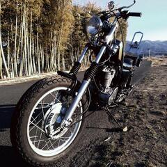 【1998年式&低走行】 YAMAHA SR400 チョッパー フレーム加工無しの画像