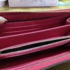 昨年購入したLOUIS VUITTON&プラダ長財布！の画像