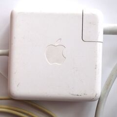 【MacBook Pro用】Apple純正 85W MagSafe 2電源アダプタ（中古品）の画像