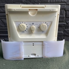 FMラジオ付き防水スピーカーの画像