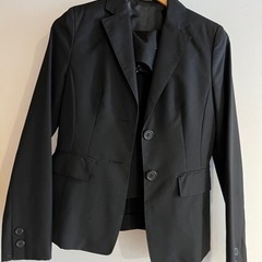 取引先決定スーツとモッズコートとガウンとレギンス2枚、Tシャツ2...