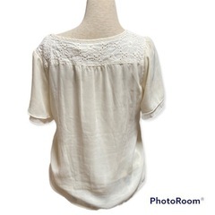 grove 半袖の画像