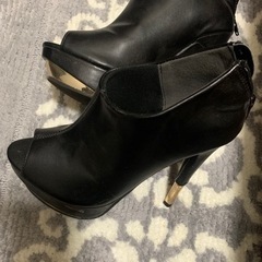 23.5センチ使用してます