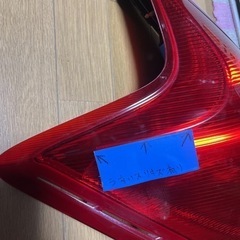 日産 note　ノート 純正 テール ランプ 右 左 セット 中古 画像参照 左右セット 前期 日産純正 テールランプ の画像