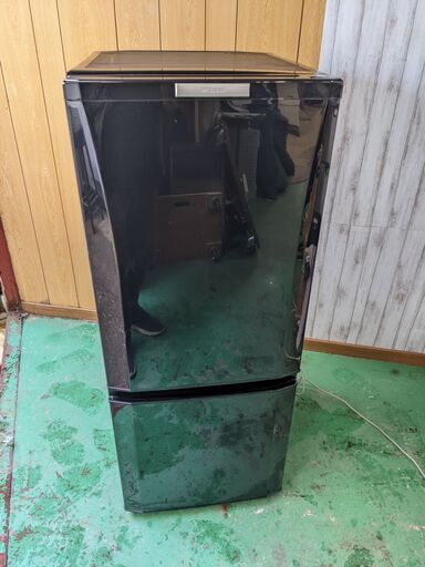 (売約済み)三菱 MR-P15X-B ノンフロン冷凍冷蔵庫 MITSUBISHI 冷蔵庫 冷凍庫 146L サファイアブラック 右開き コンパクト2ドアタイプ 単身向き