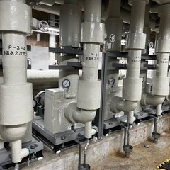 配管やダクトに断熱材を巻いていく作業/休みも取りやすくプライベー...