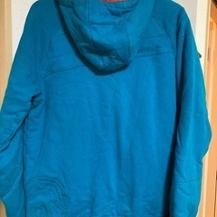 MAMMUTのパーカー　500えんの画像