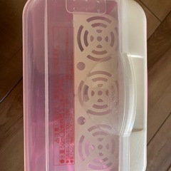 ピジョン搾乳機&ピジョン哺乳瓶消毒ケースの画像