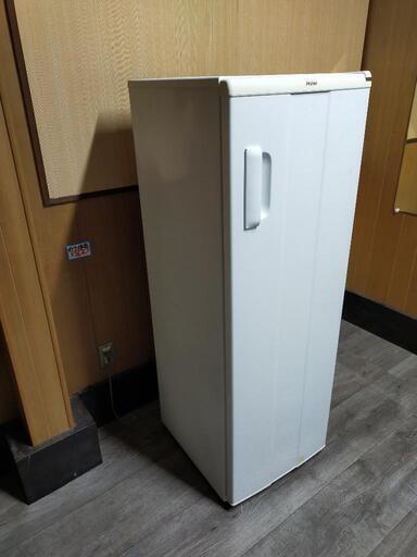 ☆終了いたしました冷凍庫☆2.000円☆お問合せ多数の為、返信無き場合ございますm(__)m☆
