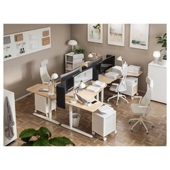IKEAの人気のオフィステーブル
