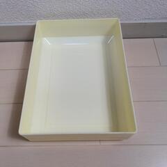 昭和レトロな裁縫箱の画像