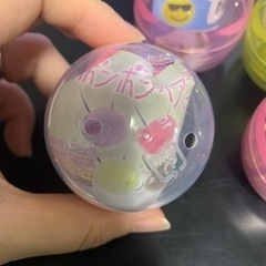 【売り尽くしセール】ガチャガチャ(ガチャポン)　4つセットの画像