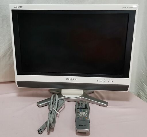 動作品★シャープ 20V型 液晶テレビ AQUOS LC-20D50-W 09年製