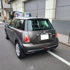 BMWミニ　パークレーン（特別仕様車）　H18　車検5/3　走行23000ｋ　専用黒革スポーツシート＆ハンドル　専用16ＡＷ　シルバールーフの画像