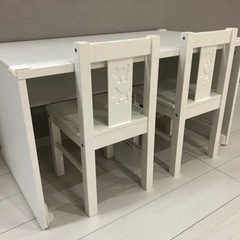 イケア　キッズデスク　キッズチェア２脚　セット