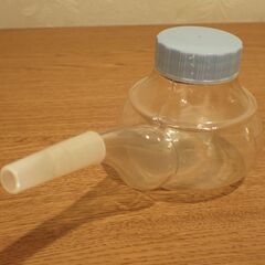 中古　吸い飲みの画像