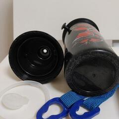 中古美品　ジュラシックワールド　水筒　480ml の画像