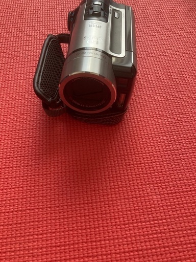 ビデオカメラ Canon iVIS HF11