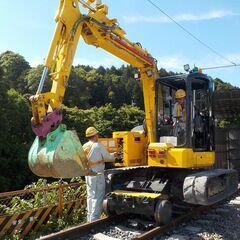 鉄道土木工事　※軌陸両用車オペレーターの画像