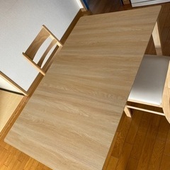 ダイニングテーブルセットの画像