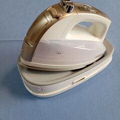 日立製アイロンの画像