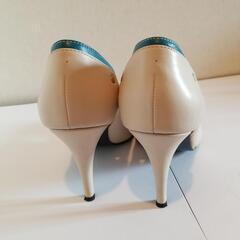 DIANA 靴 サイズ22cm ベージュ の画像