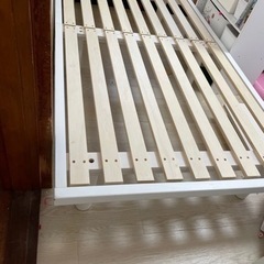 シングルベッドの画像