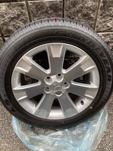 三菱デリカ　D5 純正タイヤ&ホイール４本セット