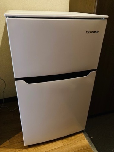 冷蔵庫　HISENSE HR-B95A 93L(2019年製)＋食品用シール容器　3月18日まで　手が早い方勝ち