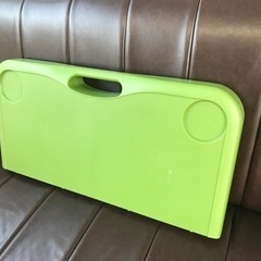 テーブル　折りたたみ式　緊急用に！の画像