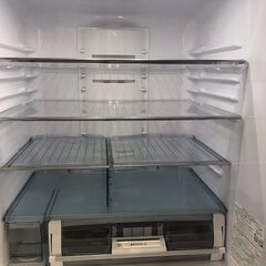 使用年数少ない！！！　状態Ａランク！！！　日立　５００リッター　６ドア冷蔵庫　８８，０００円（税込み）の画像