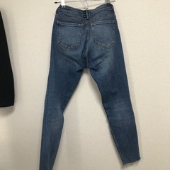 レディース・スキニーデニム(ZARA)の画像