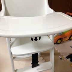 キッズ　ハイチェアの画像