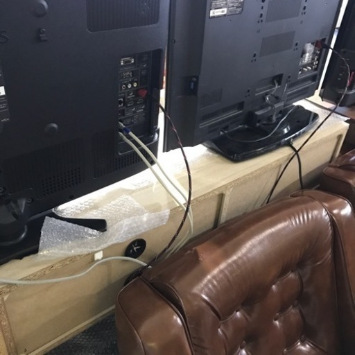 白　テレビ台