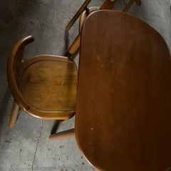 ダイニングセット机１つ椅子2つ