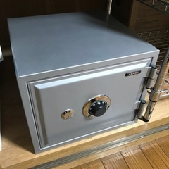 【取引決定】VEPOXダイヤル式金庫