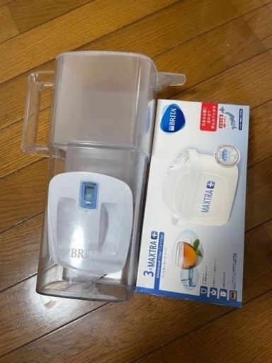 【お値下げしました】BRITA ポット型浄水器 カートリッジ付