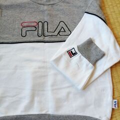 ▼値下げ▼トレーナー140センチ　3枚セットの画像