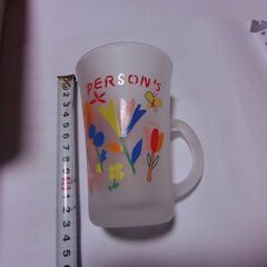 ⭐person`s glassware⭐パーソンズグラス、箱入り5点、未使用⭐デザイン、作り共特徴ある商品です👉お問い合わせ前にプロフィールをお読み下さい。の画像