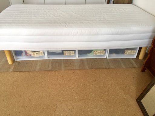 値下げしました！　約1年使用　無印　脚付きマットレス　