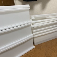 『お取引先決定致しました』ニトリ　プラスチック衣装ケース　3段と4段
