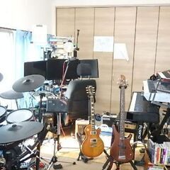 ギター（アコ、エレキ）。レッスン日フレキシブル。音を楽しむと書いて「音楽」です。の画像