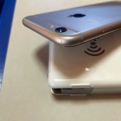 美品 iPhone 6s au スペースグレー 16GB 黒の画像