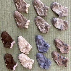 tête-à-tête 靴下 9-15cmの画像