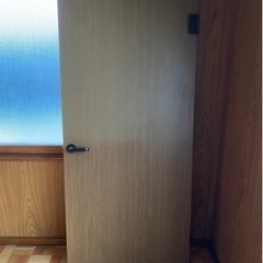 至急！室内ドア 差し上げます。