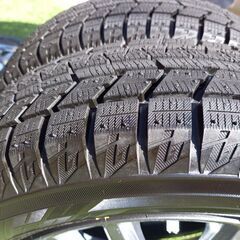 スタッドレス155/65R13 タイヤアルミホイール付きの画像