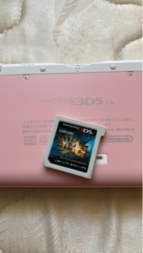美品　3DS LL本体　モンハン4Gソフト付き