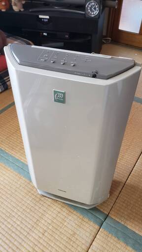 【使用回数5回未満・動作良好】TOSHIBA空気清浄機　CAF-G5